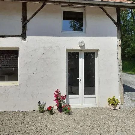 Maison Calme A La Campagne Avec Jacuzzi Privatif Ferienhaus *